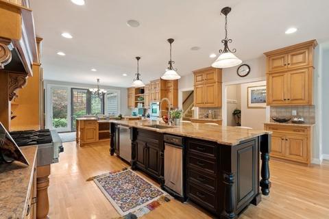 264 Edgewater Dr, Needham, MA 02492 photo 7