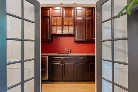 264 Edgewater Dr, Needham, MA 02492 photo 5