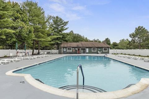 2 Ledgewood Way #24, Peabody, MA 01960 photo 27