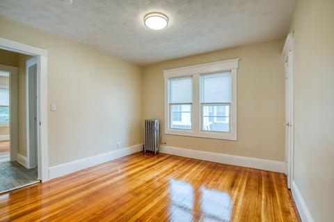 116 Malden St, Springfield, MA 01108 photo 13