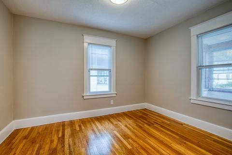 116 Malden St, Springfield, MA 01108 photo 31