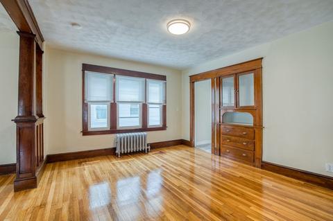 116 Malden St, Springfield, MA 01108 photo 9