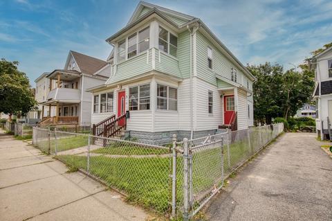 116 Malden St, Springfield, MA 01108 photo 3
