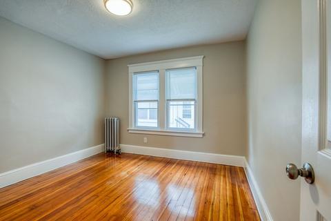 116 Malden St, Springfield, MA 01108 photo 24