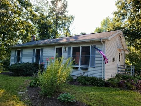 255 River Run, Gilbertville, MA 01031 photo 1