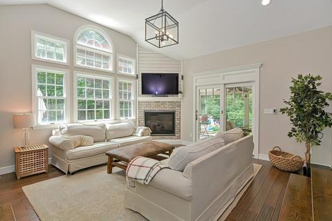 5 Maple Ln, Sutton, MA 01590 photo 21