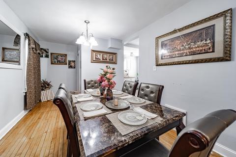 55 Edgemont St, Springfield, MA 01109 photo 8