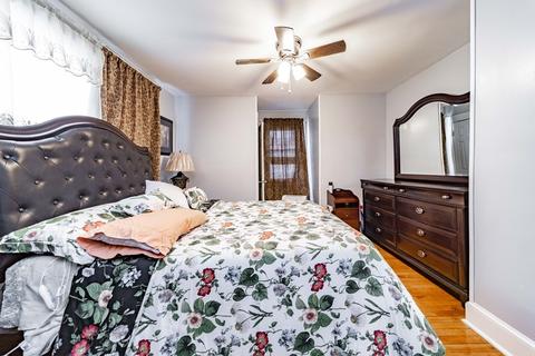 55 Edgemont St, Springfield, MA 01109 photo 17