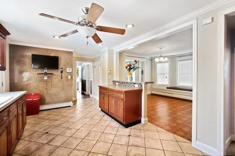 10 Pemaquid St, Springfield, MA 01151 photo 13