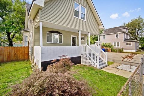 10 Pemaquid St, Springfield, MA 01151 photo 2