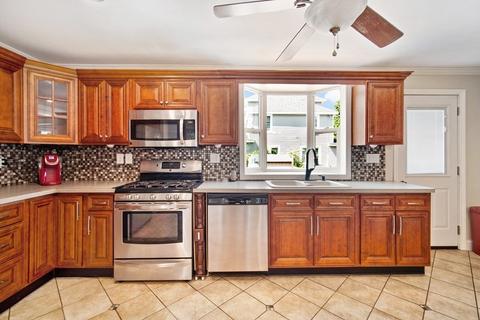 10 Pemaquid St, Springfield, MA 01151 photo 11
