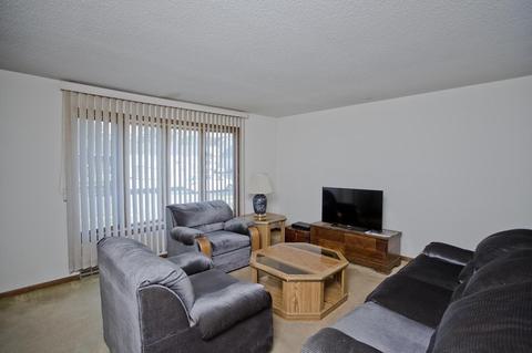 84 Marion St, Chicopee, MA 01013 photo 6