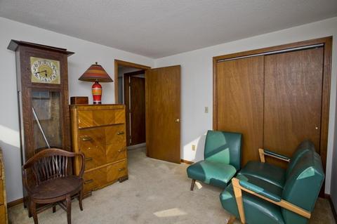 84 Marion St, Chicopee, MA 01013 photo 15