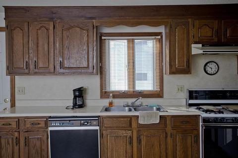 84 Marion St, Chicopee, MA 01013 photo 24