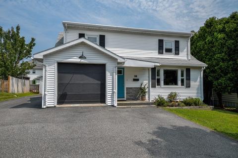 39 Monterey Rd, Worcester, MA 01606 photo 2