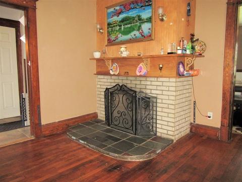 160 Euclid Ave, Springfield, MA 01108 photo 4