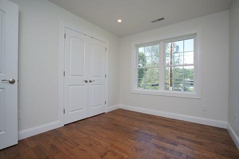 79 Rolf Ave, Chicopee, MA 01020 photo 17
