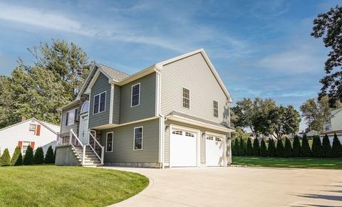 79 Rolf Ave, Chicopee, MA 01020 photo 2