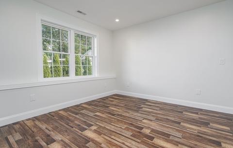 79 Rolf Ave, Chicopee, MA 01020 photo 24