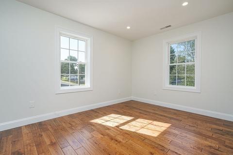 79 Rolf Ave, Chicopee, MA 01020 photo 15