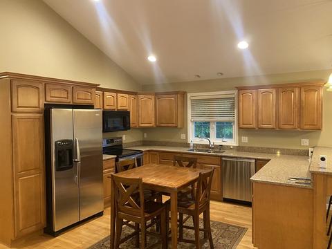 38 Carter St, Fall River, MA 02721 photo 6