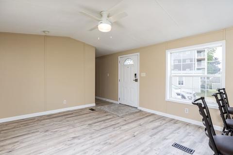 52 Cable Ave, Salisbury, MA 01952 photo 9