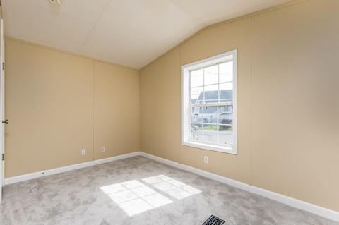 52 Cable Ave, Salisbury, MA 01952 photo 17