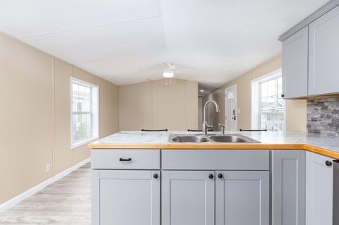52 Cable Ave, Salisbury, MA 01952 photo 6