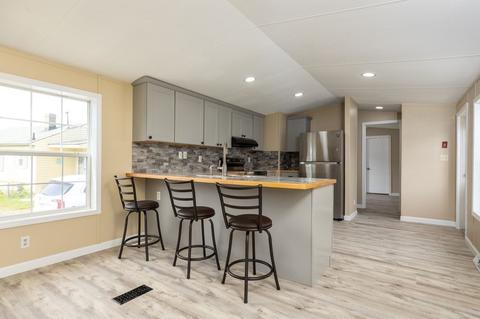 52 Cable Ave, Salisbury, MA 01952 photo 3