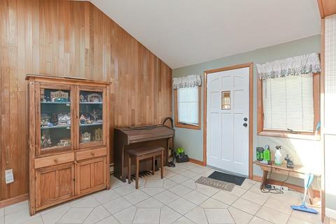 87 Upland, Webster, MA 01570 photo 9
