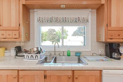 87 Upland, Webster, MA 01570 photo 5