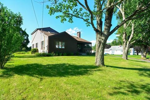 87 Upland, Webster, MA 01570 photo 35