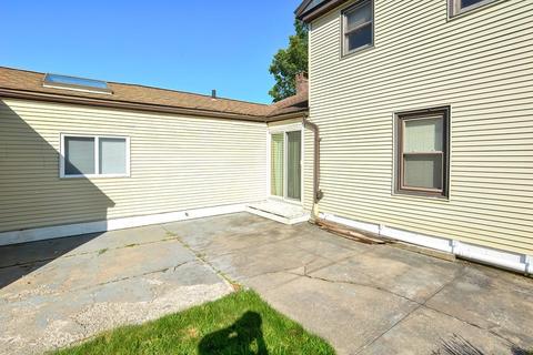 87 Upland, Webster, MA 01570 photo 38
