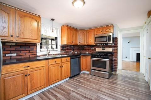 44 Thomas Dr, West Springfield, MA 01089 photo 13