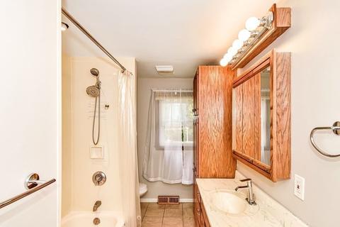 128 Tallyho Dr, Springfield, MA 01118 photo 16