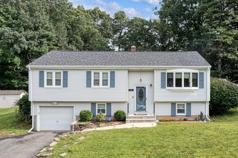 128 Tallyho Dr, Springfield, MA 01118 photo 1
