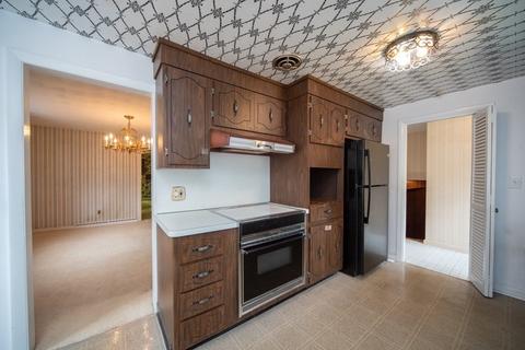 9 Royce Rd, Framingham, MA 01701 photo 11