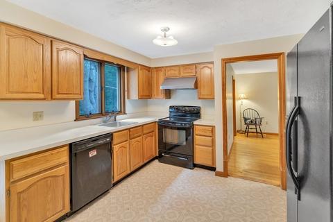355 Hudson Rd, Stow, MA 01775 photo 6