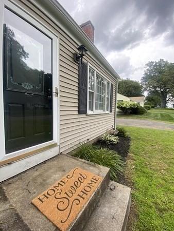 108 Prouty St, Springfield, MA 01119 photo 2