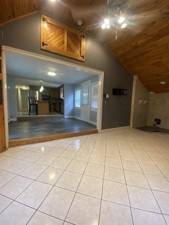 108 Prouty St, Springfield, MA 01119 photo 9