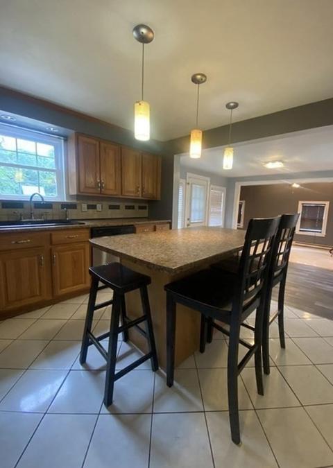 108 Prouty St, Springfield, MA 01119 photo 7
