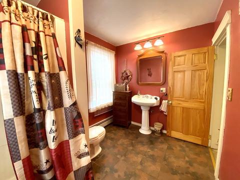 6 Echo St, Worcester, MA 01604 photo 23
