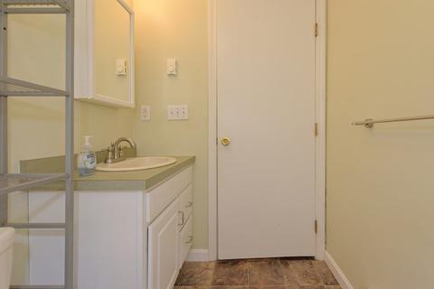 2 Oden Ave #7, Worcester, MA 01604 photo 26