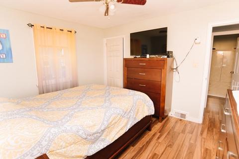 1390 Roosevelt Ave, Springfield, MA 01109 photo 30