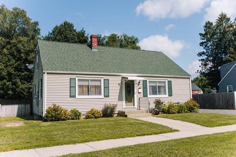 1390 Roosevelt Ave, Springfield, MA 01109 photo 1