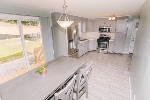 1390 Roosevelt Ave, Springfield, MA 01109 photo 18
