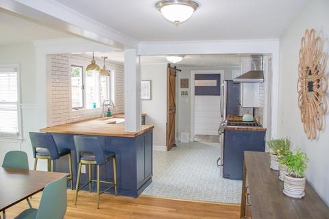 386 Plumtree Rd, Springfield, MA 01118 photo 9