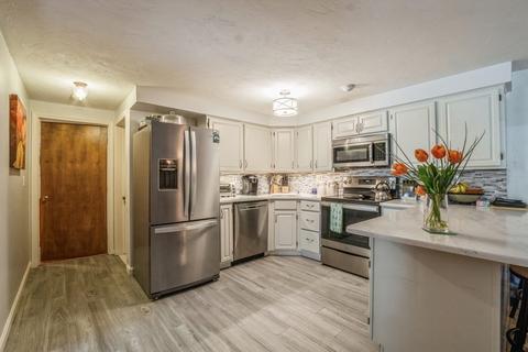 10 Hulbert Rd #1, Worcester, MA 01603 photo 3