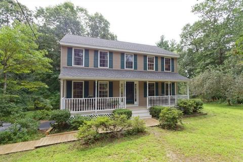 9 Spring St, Pelham, NH 03076 photo 2