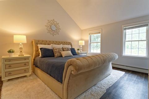 9 Spring St, Pelham, NH 03076 photo 11